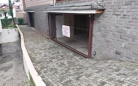 Locar-in Gramado - Haus Berg a 300m da Rua Coberta